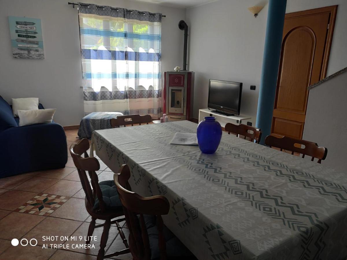 Casa Vacanza Il Glicine 카살레 코르테 세로 외부 사진