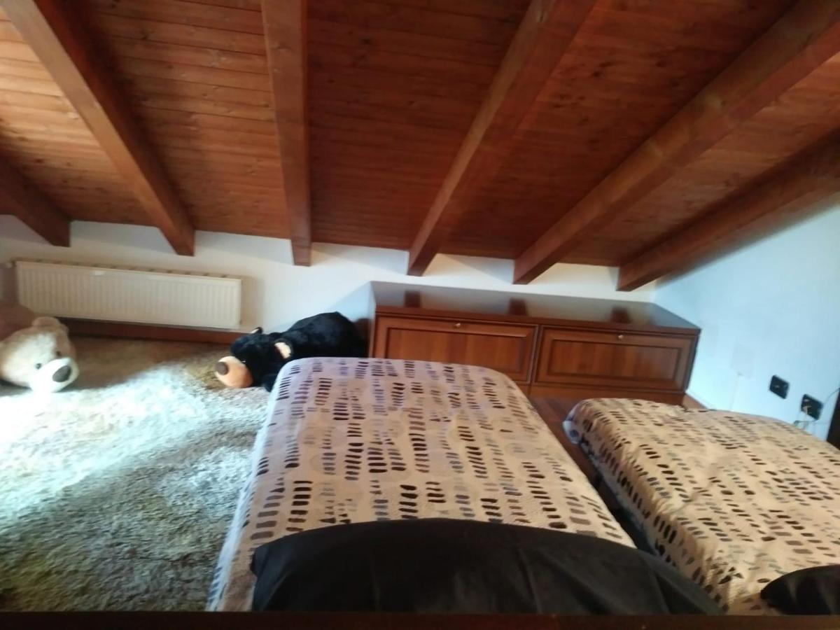 Casa Vacanza Il Glicine 카살레 코르테 세로 외부 사진