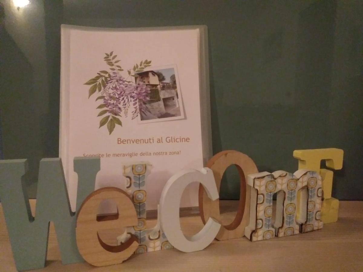 Casa Vacanza Il Glicine 카살레 코르테 세로 외부 사진